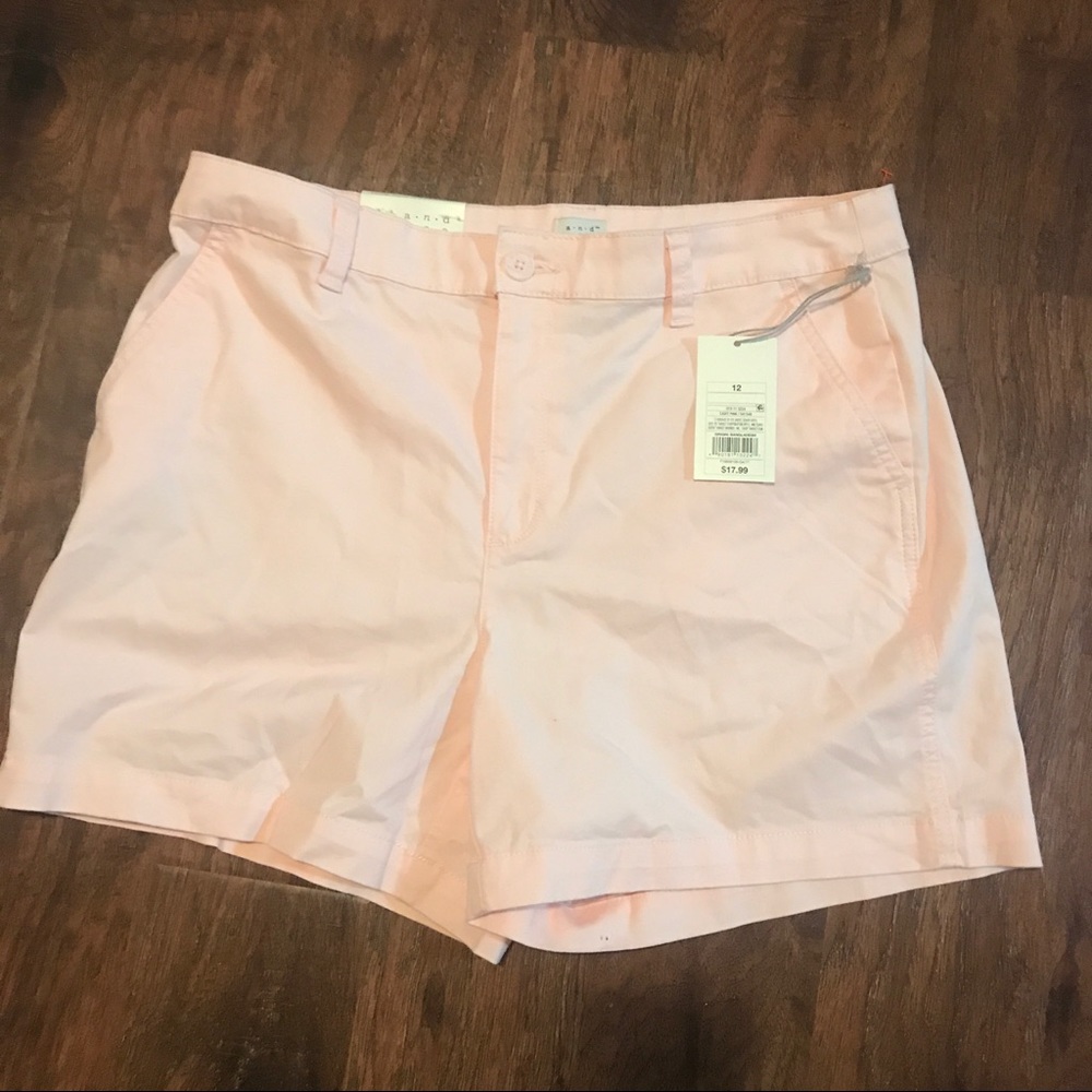Pink women’s chino shorts